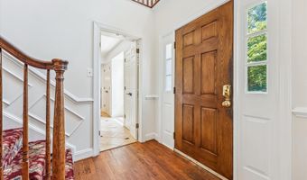 8201 HECTIC HILL Ln, Rockville, MD 20854