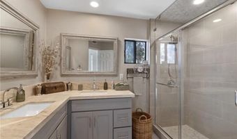 2708 Grove Ave, Carlsbad, CA 92008