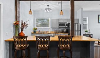 234 W MAGNOLIA St, Apopka, FL 32703