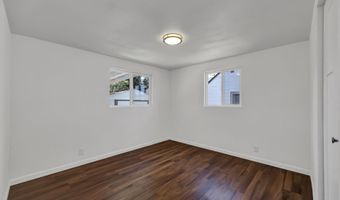 2665 E St, Springfield, OR 97477