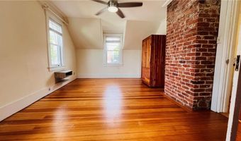 105 Bliss Rd, Newport, RI 02840