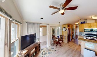 15577 HIGHWAY 101 F2, Brookings, OR 97415