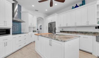 811 BIRDIE Way, Apollo Beach, FL 33572