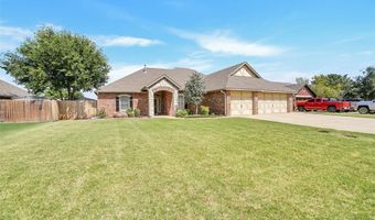 3808 Heritage Trl, Altus, OK 73521