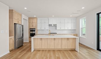 41692 OAK BEND Ct, Aldie, VA 20105