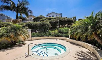 6951 Quiet Cove Dr, Carlsbad, CA 92011