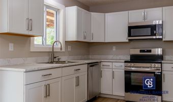 2202 Haugen St, Cody, WY 82414