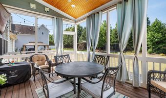 124 Restonwood Dr, Apex, NC 27539