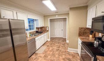 120 Oak Grove Dr, Brandon, MS 39047