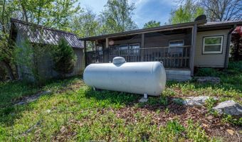 510 Carhart St, Alton, MO 65606