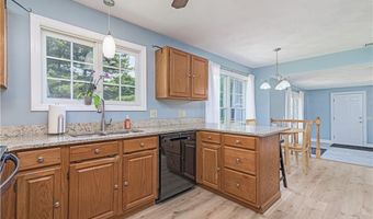 15 Caraway Dr, Johnston, RI 02919