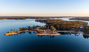 115 Luanne's Pt, Alexander City, AL 35010