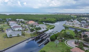 5722 SEA TROUT Pl, Apollo Beach, FL 33572