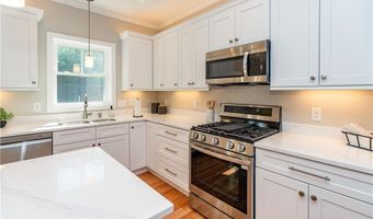 20 Cassidy Trl, Coventry, RI 02816