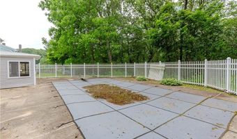 80 Westwood Rd, North Smithfield, RI 02896