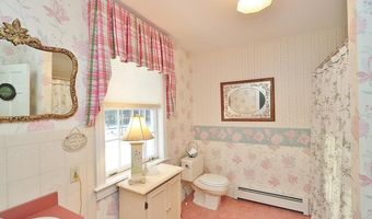 21 Walden Parke Way, Bangor, ME 04401