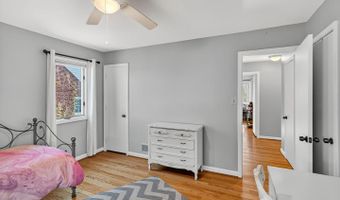 6282 15TH Rd N, Arlington, VA 22205