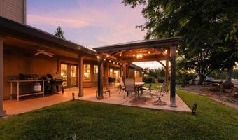 4905 Parkville Rd, Anderson, CA 96007