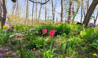 6372 Wildlife Rd, Allenton, WI 53002