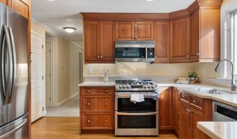 24 Conant St, Acton, MA 01720