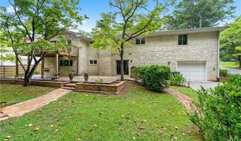 2760 Caraway Dr, Tucker, GA 30084