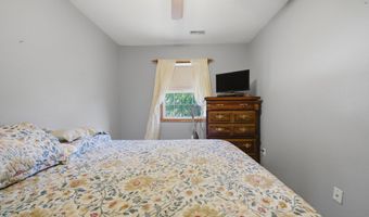 136 Simpson Rd, Barco, NC 27917