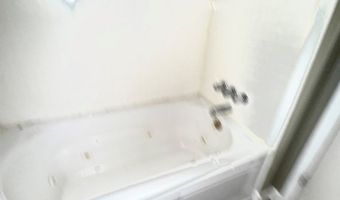 108 Arthur St, Bruce, MS 38915