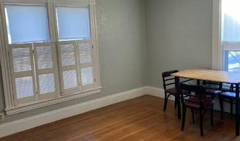 78 High St, Belfast, ME 04915