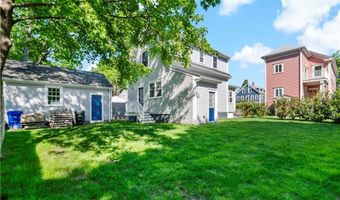 88 Burton St, Bristol, RI 02809
