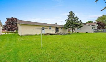 1517 NAVARINO St, Algoma, WI 54201