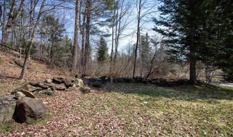 3 Cross Rd, Cabot, VT 05647