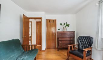 213 Pleasant Ave, Burlington, VT 05408