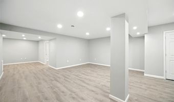 1161 Foxwood Estates Dr, Arnold, MO 63010