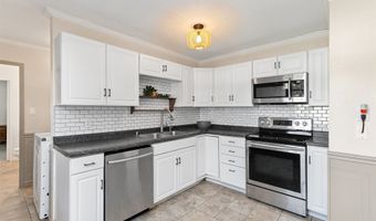 605 6th Street Pl SE, Altoona, IA 50009