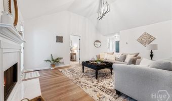 140 Wendy Ln, Athens, GA 30605