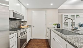1530 KEY Blvd 203, Arlington, VA 22209