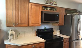 7 Harbour Vlg A, Branford, CT 06405