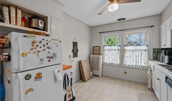 49 Arnold St, East Providence, RI 02915