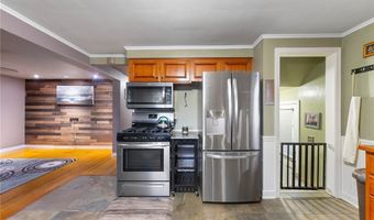 122 S Edgehill Ave, Austintown, OH 44515