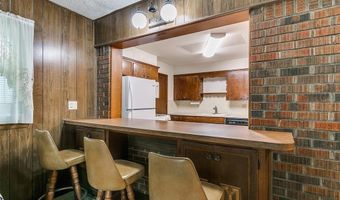 2120 N Divis Ave, Bethany, OK 73008
