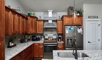 1417 S 11th St, Adel, IA 50003