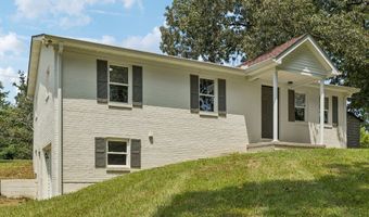 2585 Pow Rd, Baxter, TN 38544