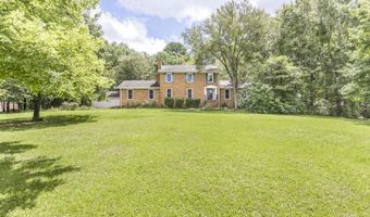 1404 Beaver Oaks Dr, Macon, GA 31220