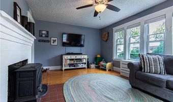 63 Paine Ave, Cranston, RI 02910