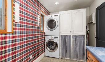 N341 MAYFLOWER Drive, Appleton, WI 54914