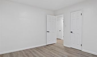 8664 Louise Ave, Allen Park, MI 48101