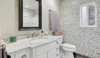 2277 Dunstan St, Oceanside, CA 92054