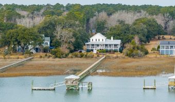 8107 Doar Rd, Awendaw, SC 29429