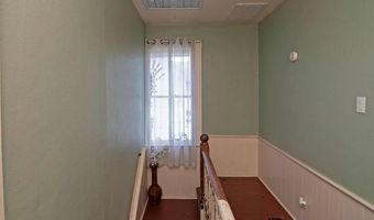 162 N Monroe St, Alderson, WV 24910