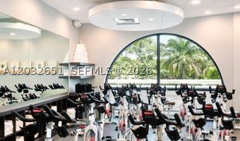 1000 W Island Blvd 911, Aventura, FL 33160